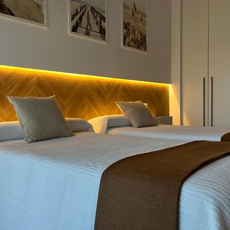 Hostal Parador De Los Llanos Torreorgaz Zewnętrze zdjęcie