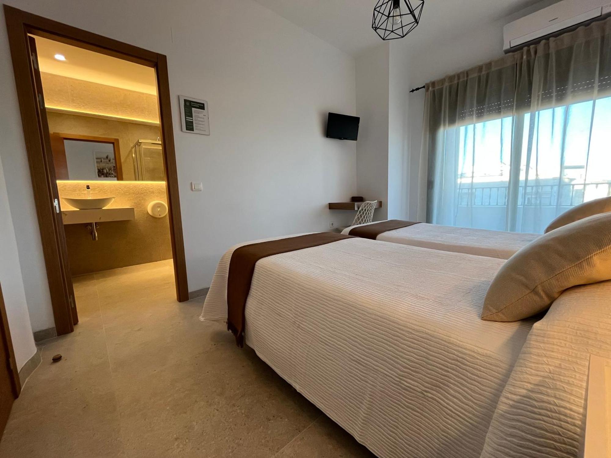 Hostal Parador De Los Llanos Torreorgaz Zewnętrze zdjęcie