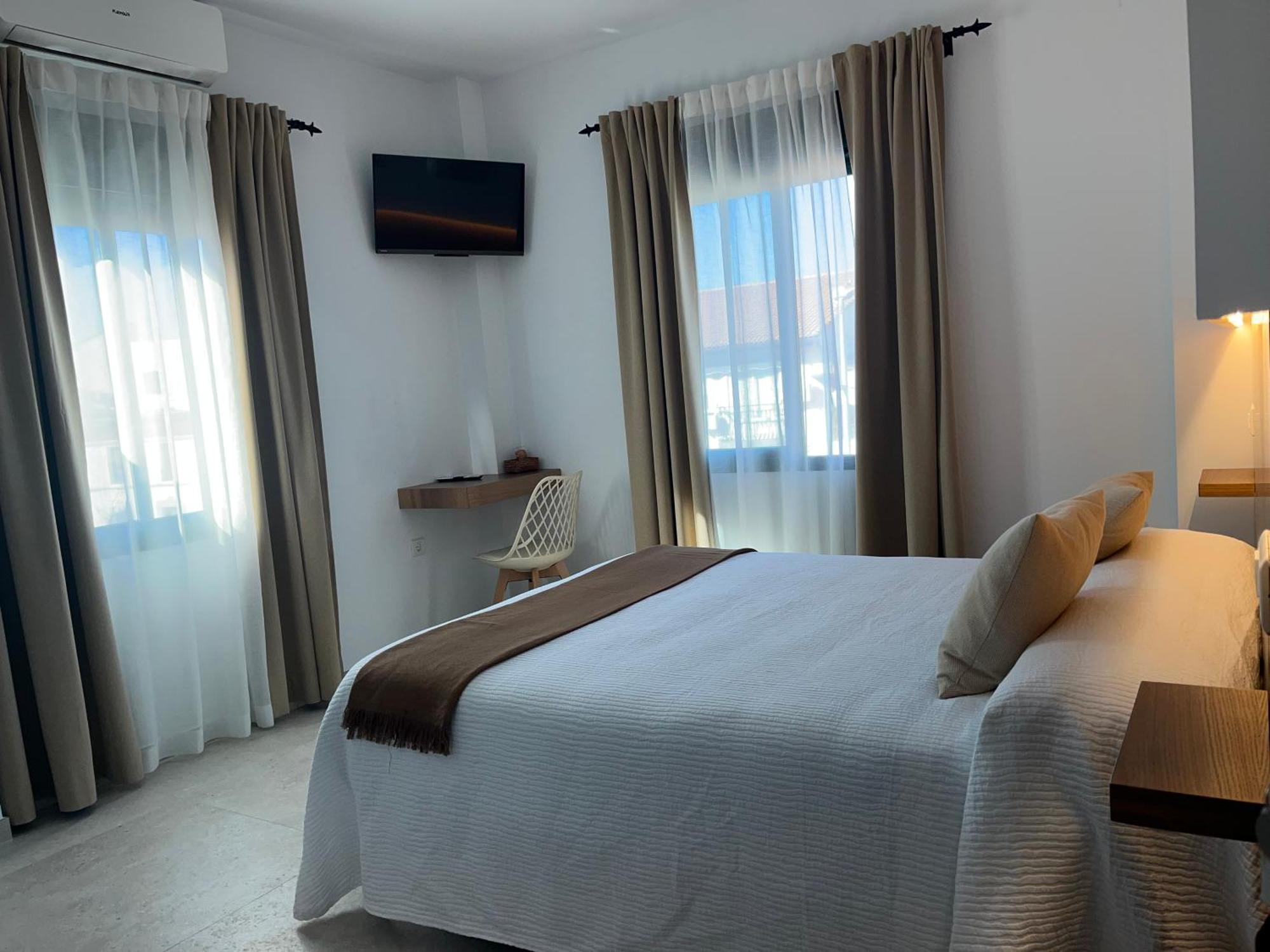 Hostal Parador De Los Llanos Torreorgaz Zewnętrze zdjęcie