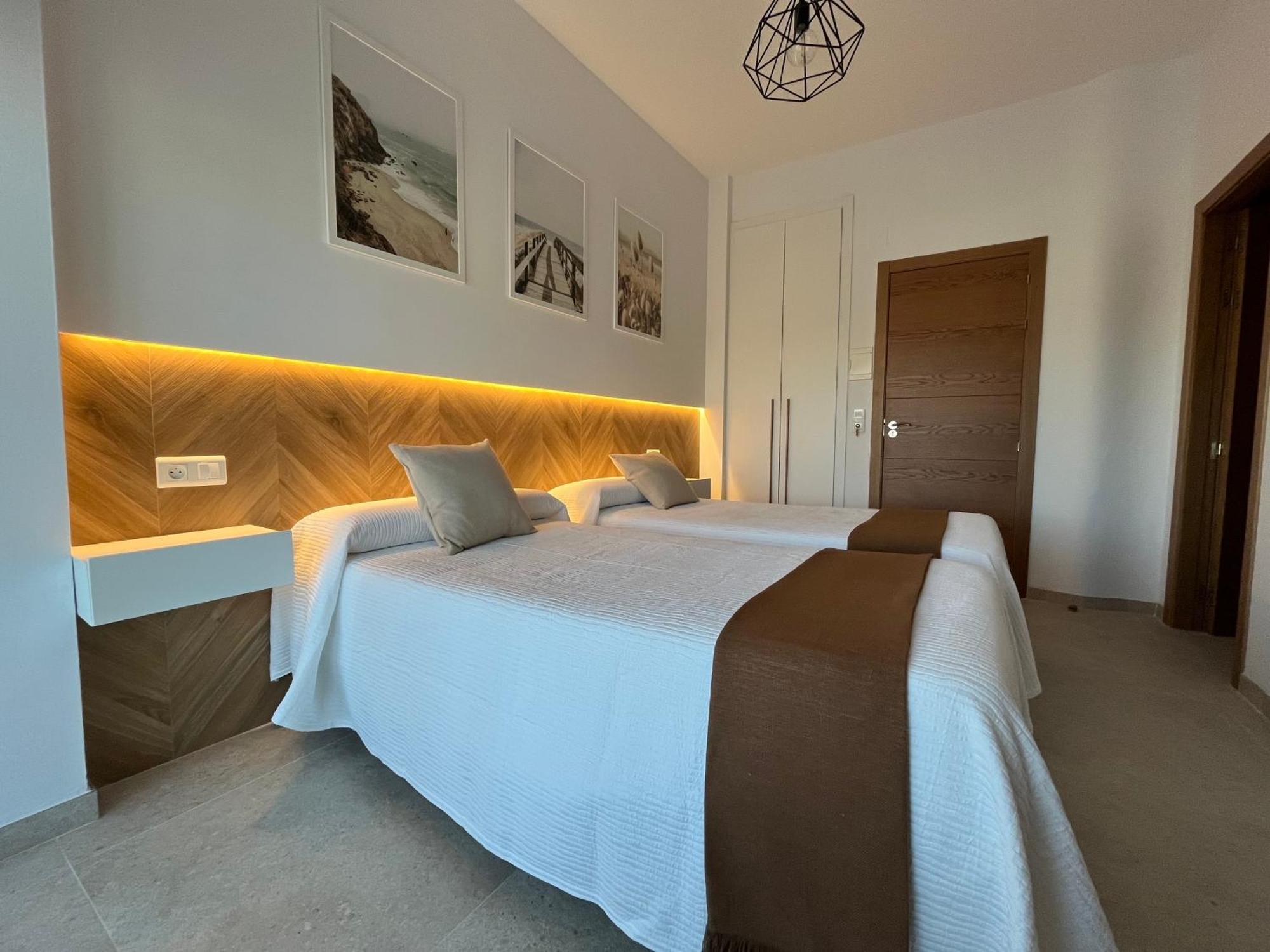 Hostal Parador De Los Llanos Torreorgaz Zewnętrze zdjęcie